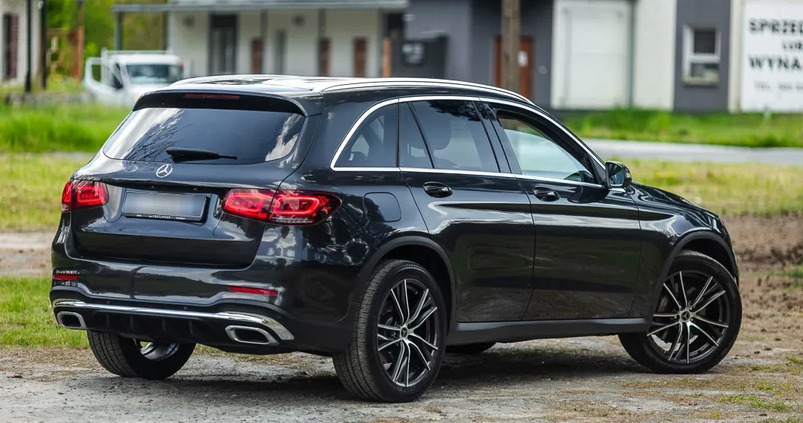 Mercedes-Benz GLC cena 175900 przebieg: 99000, rok produkcji 2020 z Jastrowie małe 742